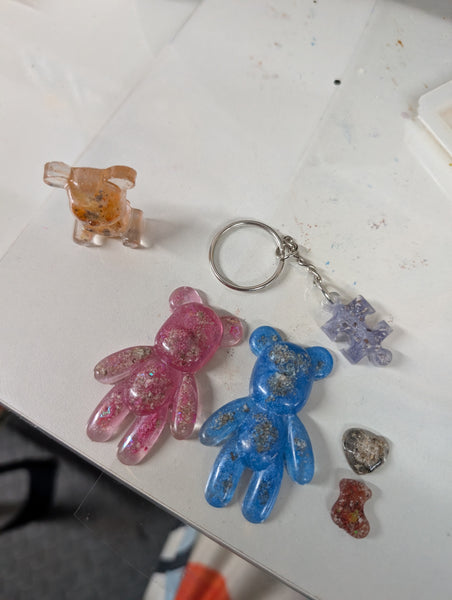 Memorial Ash Resin workshop 90 minutes - The Create Space Newquay